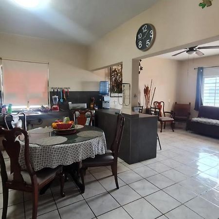 马萨特兰Casa A Pie De Playa Isla De La Piedra公寓 外观 照片