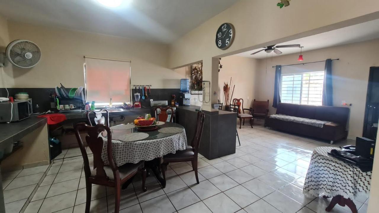 马萨特兰Casa A Pie De Playa Isla De La Piedra公寓 外观 照片